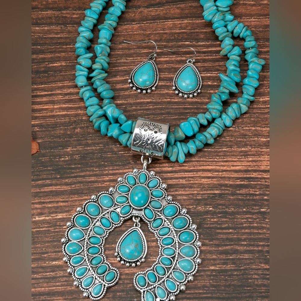 Boho style Torquise Color Necklace